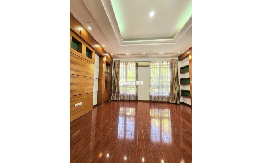 Ôtô tránh Phạm Tuấn Tài (Hoàng Quốc Việt) 58m/5Tầng/MT 5m 32 Tỷ, Ngõ To Hơn Phố