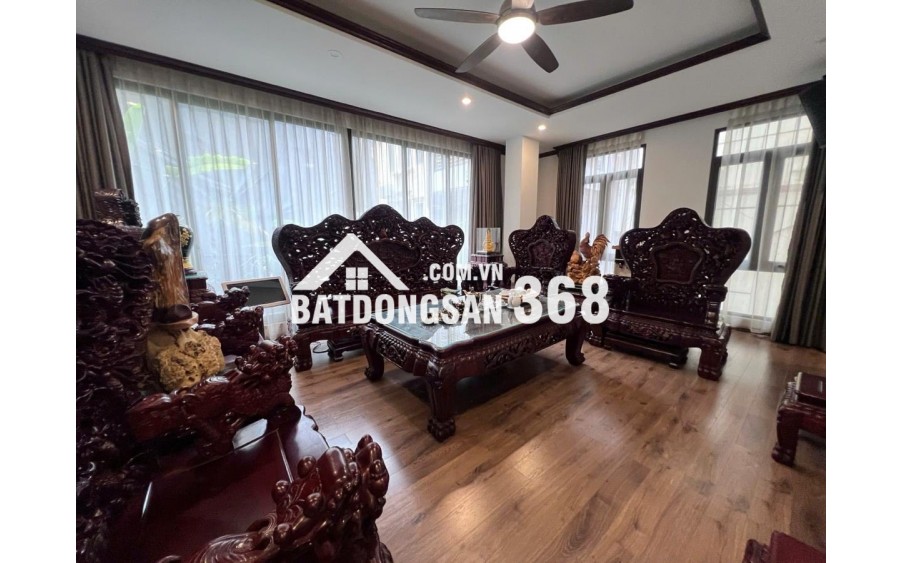 Lô Góc Ôtô tránh-Trần Quang Diệu, Hoàng Cầu 49/67m, 7T Thang máy,MT 6m 33.3 Tỷ