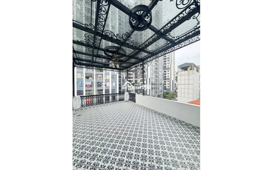 Bán nhà Ôtô tránh Phố Minh Khai, Đối Chung Cư 65m2/ 5Tầng, MT 4m 31.5 Tỷ, KD đỉnh