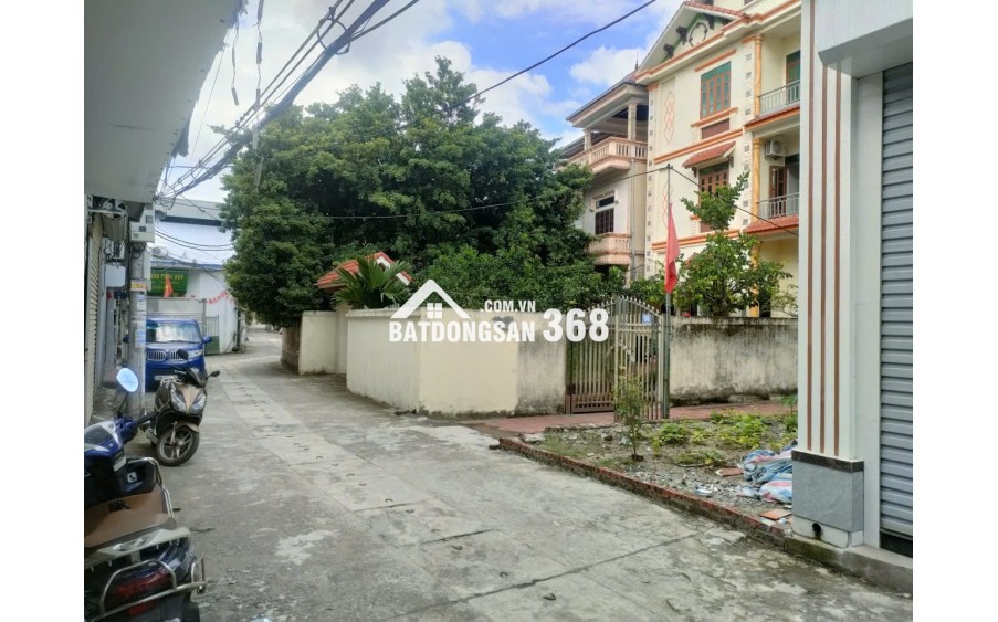 Trục chính ô tô tránh, kinh doanh sầm uất, lô góc, giá đầu tư, DT69m, 100% thổ cư, ôtô vào đât, g.i.á đầu tư 6x tr/m, Lh 0869344682