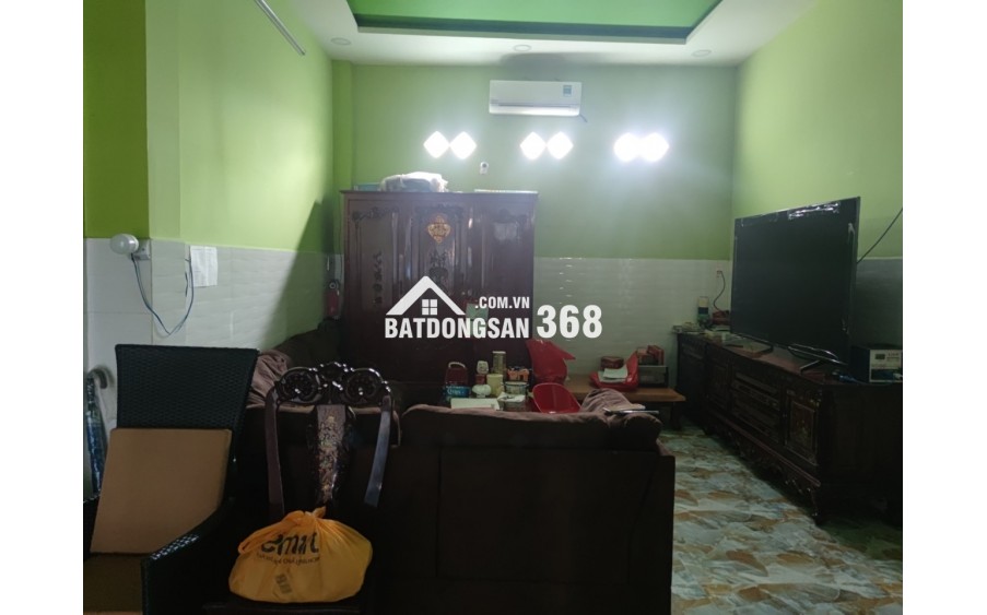 Nhà 2// Bà Hom. Hem 4,5m. Gân trương học. Chơ phú lâm