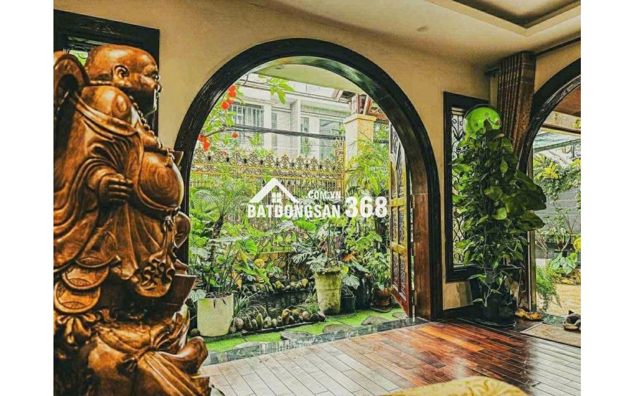 Siêu phẩm biệt thự sang trọng gần sát đường Phùng Hưng, TP. Đà Nẵng