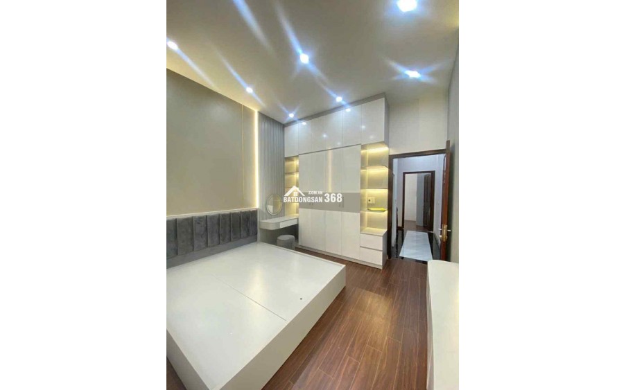 Bán nhà Hoàng Mai 55m, 6 tầng thang máy, ô tô ngủ trong nhà, 10m ra phố, đỉnh của đỉnh, xứng tầm gia chủ thành đạt