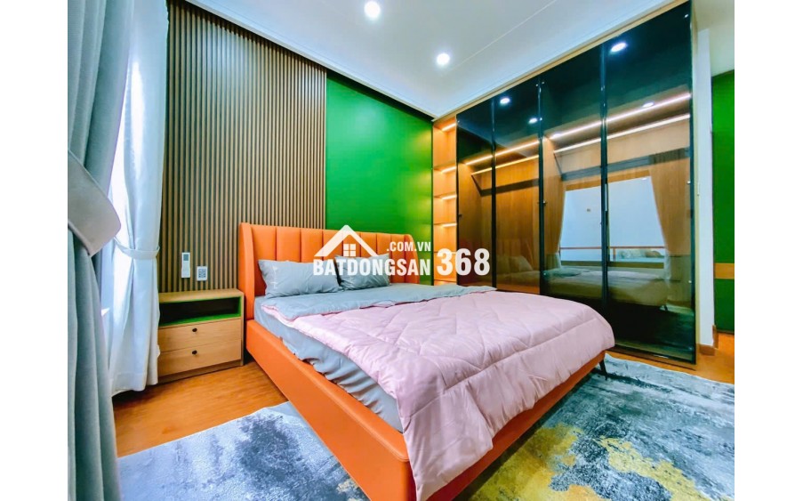 Nhà trung tâm giáp giao thoa Bến Lức, Cần Giuộc, Cần Đước 99m2, chỉ 2,4 tỷ, tặng full nội thất
