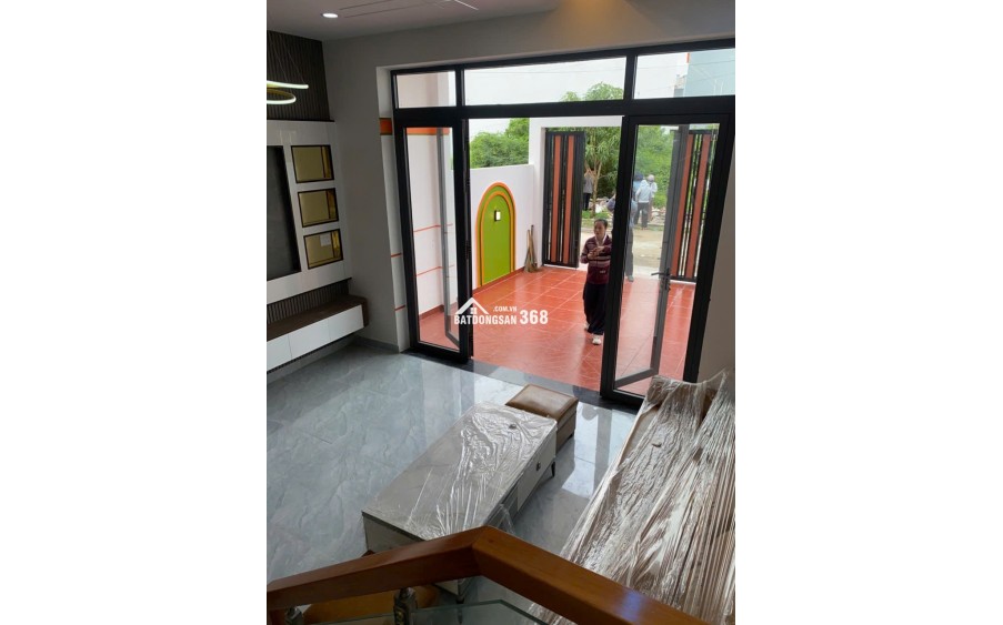 BÁN NHÀ MỚI XÂY-100m2- BÌNH CHÁNH-SỔ HỒNG RIÊNG