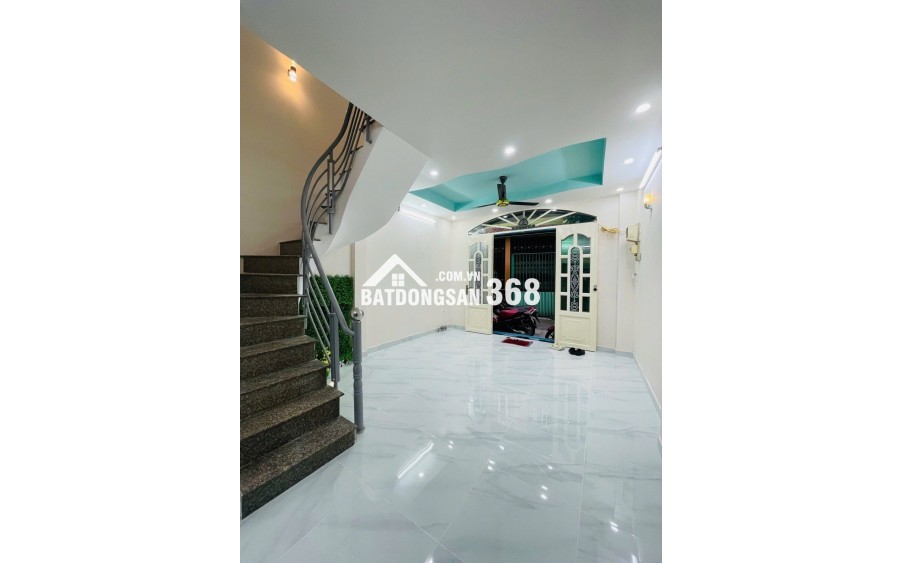 Nhà Đẹp Lạc Long Quân Nhỉnh 4 Tỷ