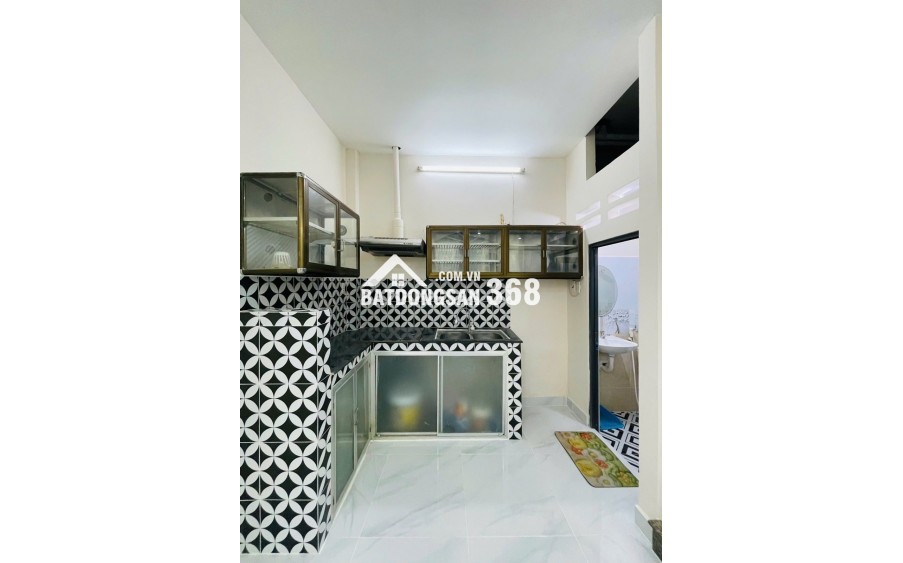 Nhà Đẹp Lạc Long Quân Nhỉnh 4 Tỷ
