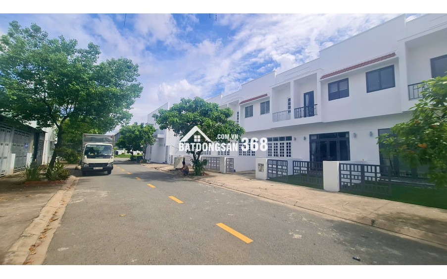 Sở hữu Nhà phố  1 TRỆT 1 LẦU ngay KCN Phước Đông, chỉ từ 579Tr