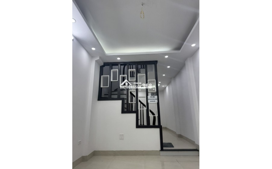 Bán nhà Liên Mạc Thượng Cát 34m, 4 tầng Ô TÔ vinfast đỗ cổng gần ĐH Công Nghiệp