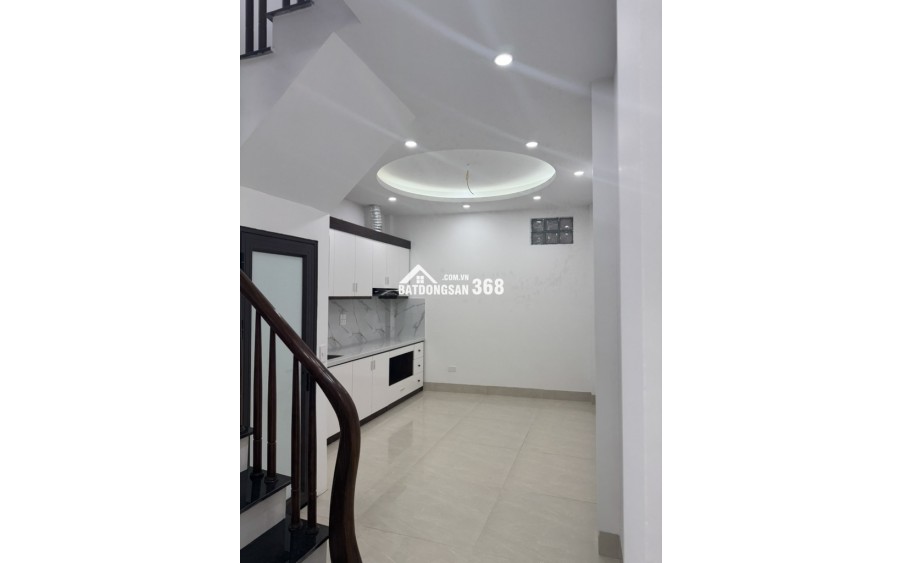 Bán nhà Liên Mạc Thượng Cát 34m, 4 tầng Ô TÔ vinfast đỗ cổng gần ĐH Công Nghiệp