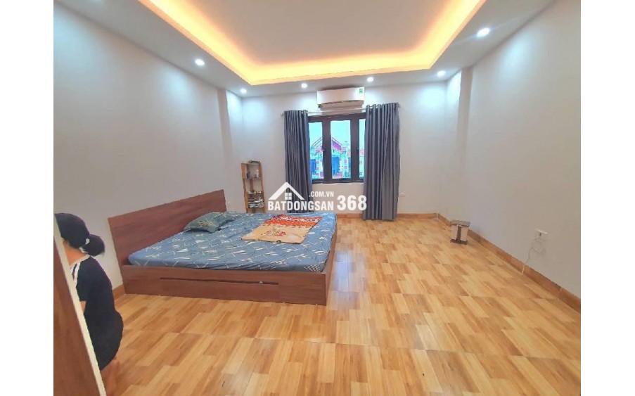 Nhà mới ở ngay Nhổn, MT 4.2m, 6 tầng, 35m2, giá nhỉnh 5 tỷ