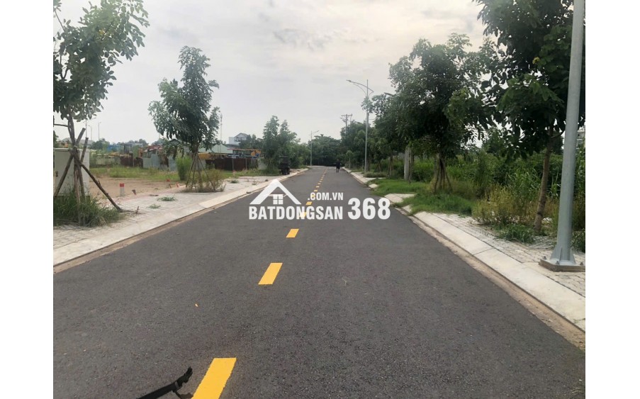Mặt tiền Nguyễn Văn Tạo _ HIệp Phước _ Nhà Bè 1800m2 đất nông nghiệp giá 5,5 tr/m2