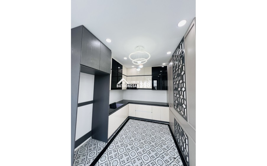 NHÀ MẶT TIỀN THỊ TRẤN CẦN ĐƯỚC