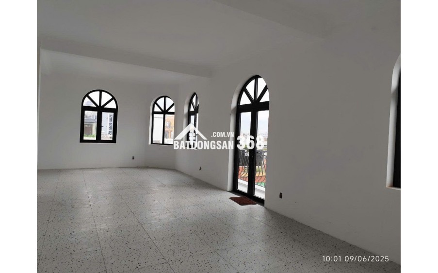 12,9 TỶ TÒA NHÀ VP CĂN GÓC 5 TẦNG , NGUYỄN ẢNH THỦ , TRUNG CHÁNH , HM