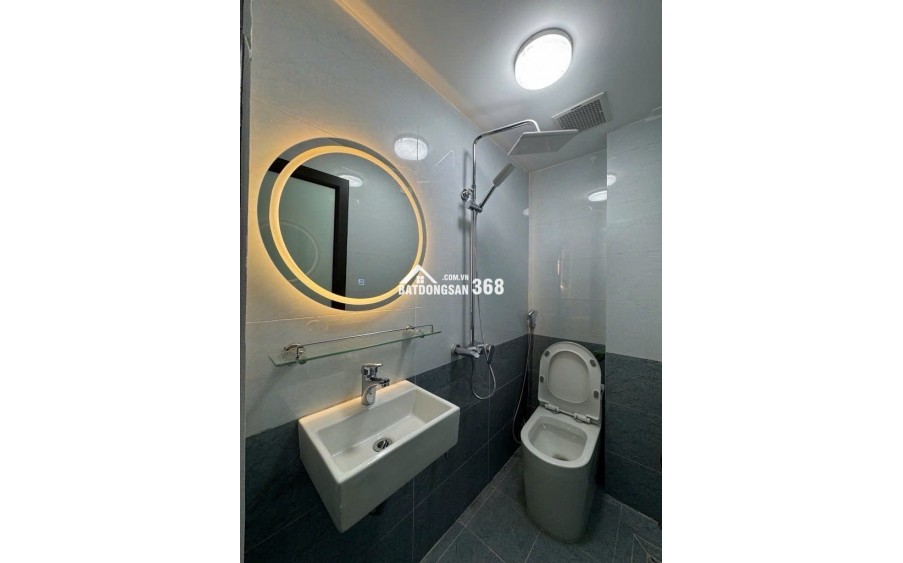 HOÀNG HOA THÁM 31M GIÁ 8,2 TỶ,CÁCH PHỐ 20M,NGÕ THÔNG,SỔ ĐẸP,FULL NỘI THẤT