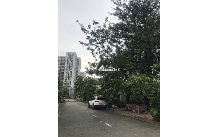 Bán đất MT đường 11A, phường Long Bình, Quận 9, diện tích 5 x 20, giá nhỉnh 6 tỷ