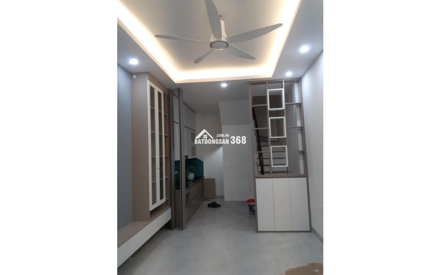 DƯƠNG QUẢNG HÀM 35M x5 TẦNG 8,8 TỶ,NGÕ BA GÁC,CÁCH Ô TÔ 20M,50M RA PHỐ,NHÀ ĐẸP