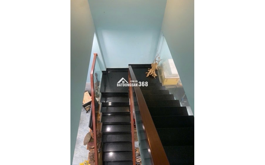3T5 , ngang 5x13 , Tô ký Hóc Môn , Nhà mới XD , DỌN VÀO Ở LUÔN