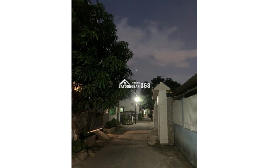 3T5 , ngang 5x13 , Tô ký Hóc Môn , Nhà mới XD , DỌN VÀO Ở LUÔN