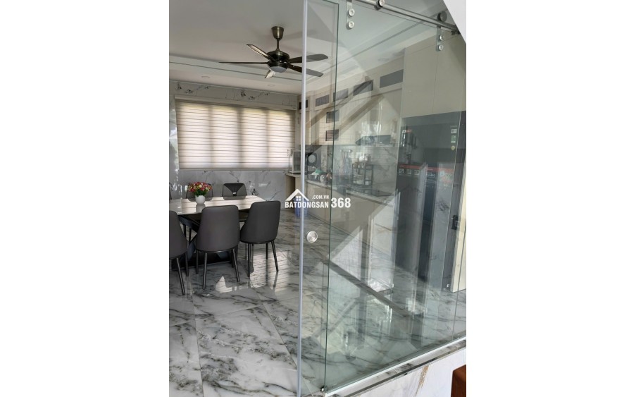 Bán nhà đường Thạnh Xuân 47, Quận 12, HXH, DT 53m², 4 PN, 4WC
