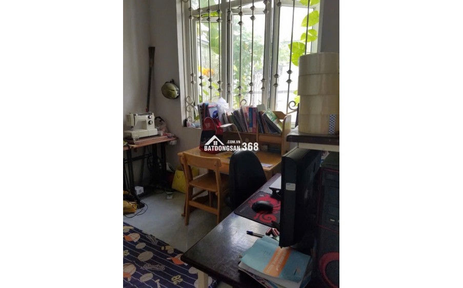 Chủ gửi Bán Gấp ... Nhà Sân vườn , 6T nhỉnh , ngang 7,2x21m, ngay PTTH NGUYỄN HỮU CẦU