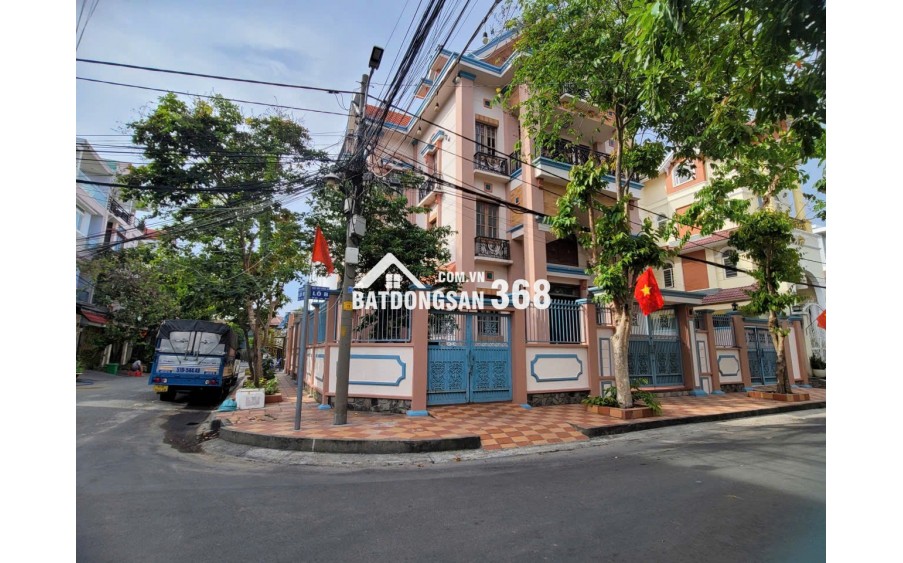 Biệt thự góc siêu vip khu bộ công an quận 7 , 39 tỷ !!!!!!!!!