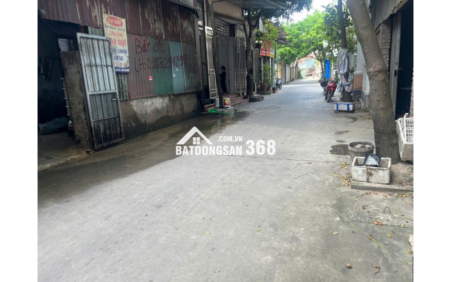 Bán nhà riêng tại KĐT Phù Khê, 2,7 tỷ, 50m2, mặt tiền 4m, pháp lý đầy đủ, uy tín!
 Phù Khê, Phù Khê, Từ Sơn, Bắc Ninh!
 Giá chỉ 2,7 tỷ VND,