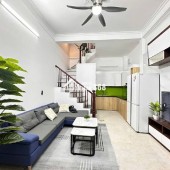 Bán nhà đẹp - Trung tâm Cầu Giấy - 30m2 4 tầng nhỉnh 8  tỷ