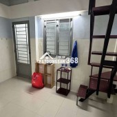 Cho Thuê Phòng trọ kiểu CCMN Quận 4 mới chỉ 4 triệu/tháng có lầu ở được 2 người.