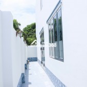 BÁN NHÀ TT CẦN ĐƯỚC MT ĐƯỜNG FULL NỘI THẤT
