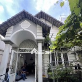Chủ gửi Bán Gấp ... Nhà Sân vườn , 6T nhỉnh , ngang 7,2x21m, ngay PTTH NGUYỄN HỮU CẦU