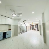 BÁN NHÀ NGAY CHỢ THỦ ĐỨC