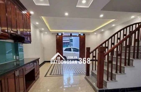 Hiếm Nhà Thạch Bàn 6 tầng – nội thất cao cấp – ô tô đỗ cửa