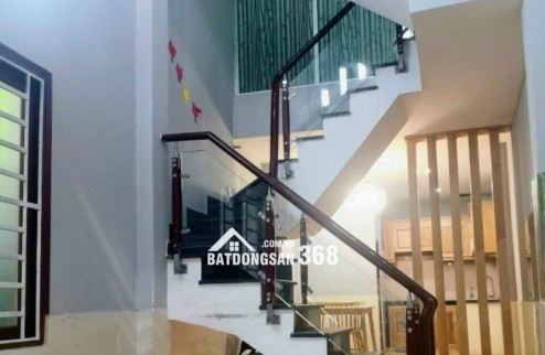 Bán nhà NGON , Phước Long, TP HCM, DT 160m2, 3 tầng, 14 phòng, Sổ Hồng, giá 9.35 tỷ. LH: 0933125879