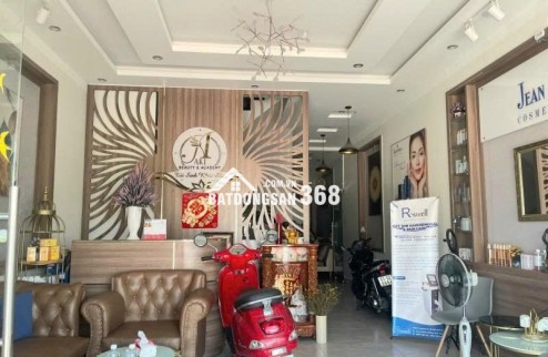 BÁN NHÀ MẶT TIỀN KHU VIP – 4 TẦNG CÓ THANG MÁY – ĐỐI DIỆN CHỢ, CẠNH TRUNG TÂM THƯƠNG MẠI