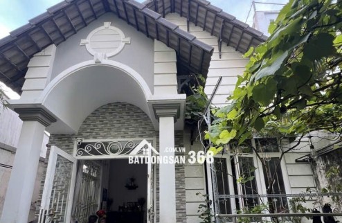 Chủ gửi Bán Gấp ... Nhà Sân vườn , 6T nhỉnh , ngang 7,2x21m, ngay PTTH NGUYỄN HỮU CẦU
