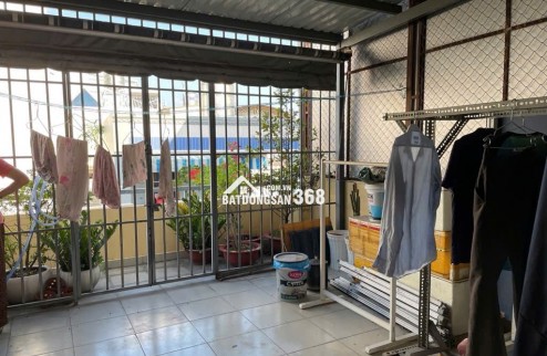 SÁT PHAN XÍCH LONG - 4 TẦNG BTCT- 3 PHÒNG NGỦ | 45m2(4.5x10) 7.15T TL   PT.