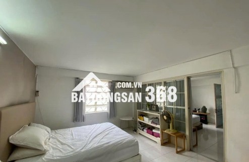 Đầu Tư/Cho Thuê: Nhà Hẻm Xe Hơi gần Hai Bà Trưng, Q1 - DT: 105m²,4 Tầng, 9PN - Giá Rẻ Nhất Khu Vực
