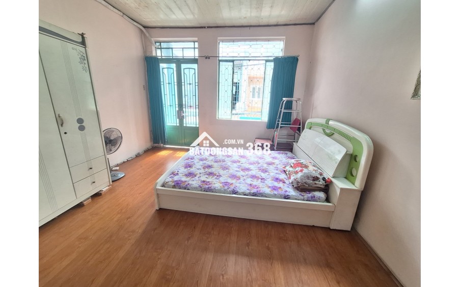 BÁN NHÀ KHU VIP TÂN BÌNH HẺM XE HƠI 1 TRỤC SÁT MẶT TIỀN CMT8 2 TẦNG GIÁ CHỈ 5.99 TỶ TL