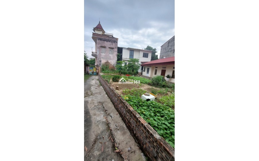 BÁN ĐẤT ĐẢN MỖ , THOÁNG, VỊ TRÍ ĐẸP GẦN UBND TRƯỜNG HỌC, THÍCH HỢP Ở, ĐẦU TƯ, XÂY NHÀ