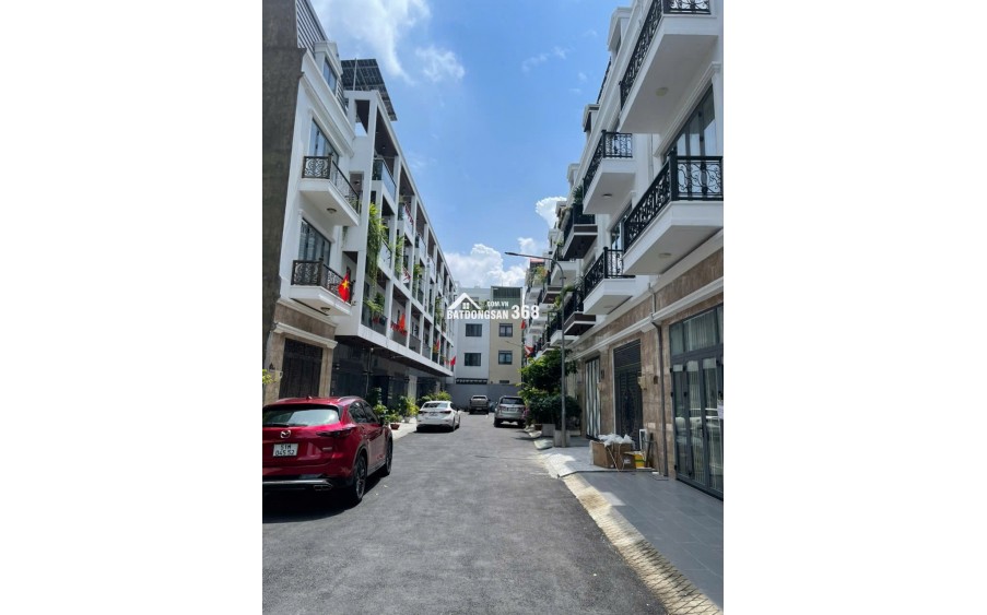 Bán nhà khu cao cấp Hà Huy Giáp 4 lầu đường nội khu 10m siêu đẹp
