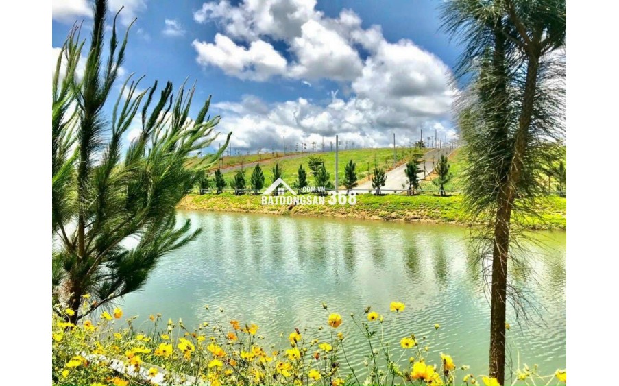 BÁN ĐẤT NẰM TRONG KHU NGHỈ DƯỠNG GẦN HỒ TÂM CHÂU