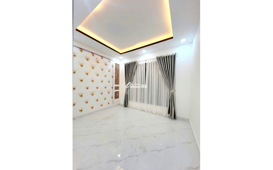 NHÀ NỞ HẬU ĐẸP 4,1M - Đ. Hương Lộ 2 - Sát Ngã Tư 4 xã, 3 Tầng, Giá 4ty Nhỉnh