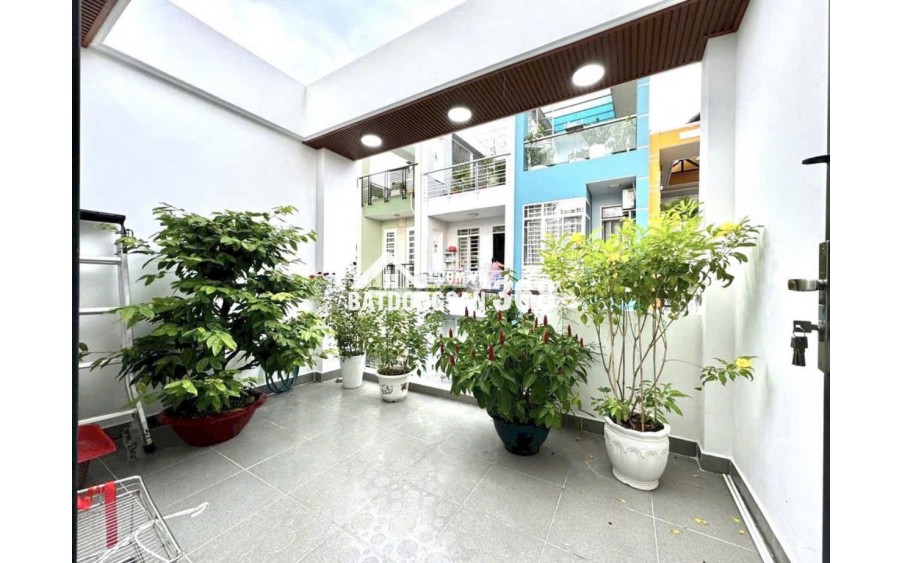 Bán nhà siêu đẹp HXH 4x15 tại Nguyễn Trọng Tuyển - Phú Nhuận