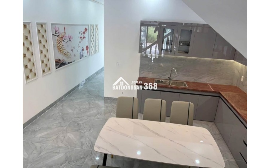 Nhà 1 trệt 1 lầu, sổ riêng, full thổ cư – giá tốt nhất khu vực Tương Bình Hiệp, Thủ Dầu Một