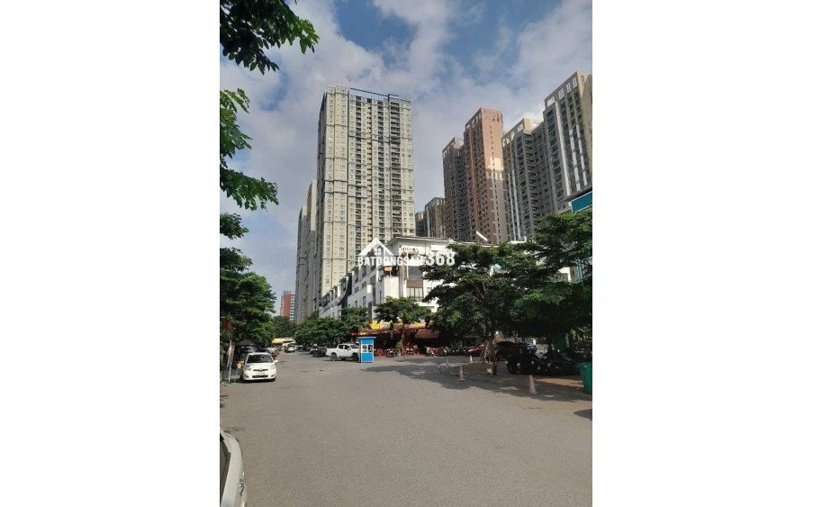 Bán nhà Hoàng Thành Mỗ Lao vị trí đẹp- View Hồ- 155m2- 5 tầng thang máy giá chỉ 4X tỷ