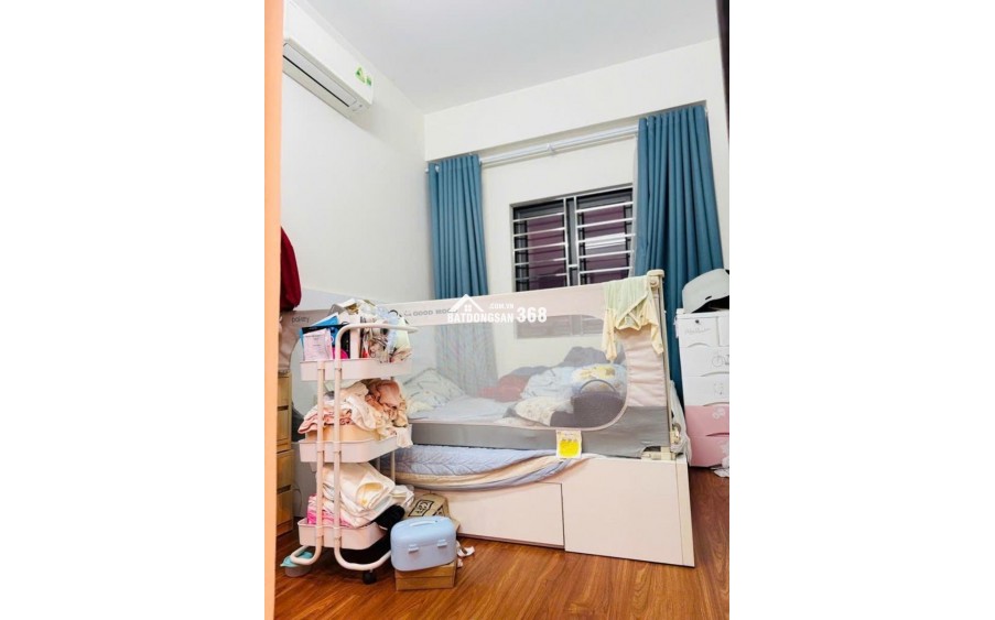 Bán căn góc C14 Bùi Xương Trạch, DT 68m2, giá 5,7 tỷ.