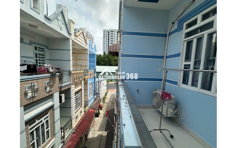 Cần bán nhà 1 trệt 2 lầu đường số 44 Trương Đình Hội P16 Q8