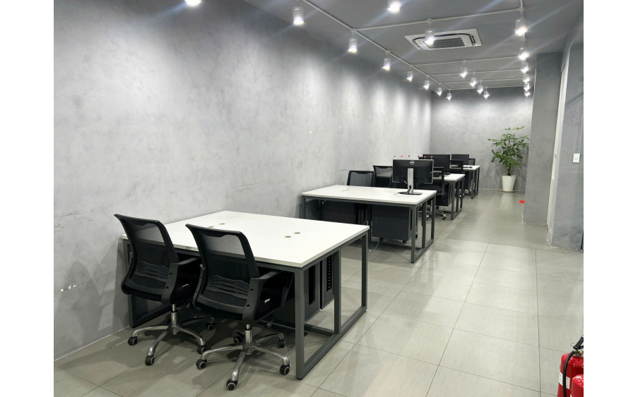 CHO THUÊ MẶT BẰNG 170M2 TẠI ĐƯỜNG CÁCH MẠNG THÁNG 8