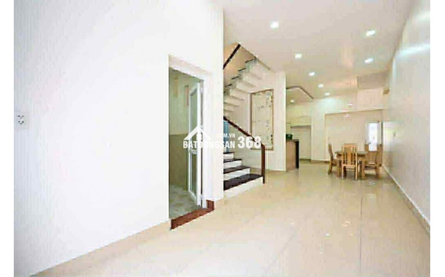 BIỆT THỰ 2 MẶT THOÁNG ÔTÔ ĐỖ CỬA - CÁCH MT VÀI CĂN - GARA RIÊNG OTO NGỦ TRONG NHÀ - NGANG KHỦNG 6.5 - 80m2 CHỈ 12 TỶ - Lê Đức Thọ, Phường 17, Gò Vấp